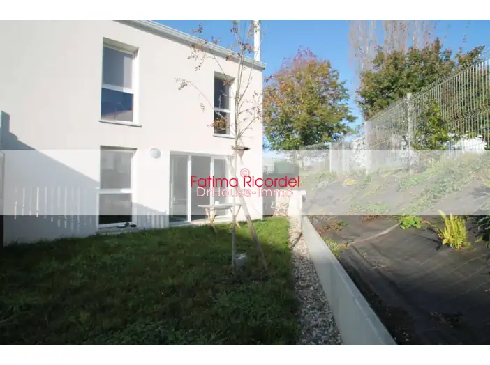 Maison 4 pièces de 85 m² - Lormont (33310)