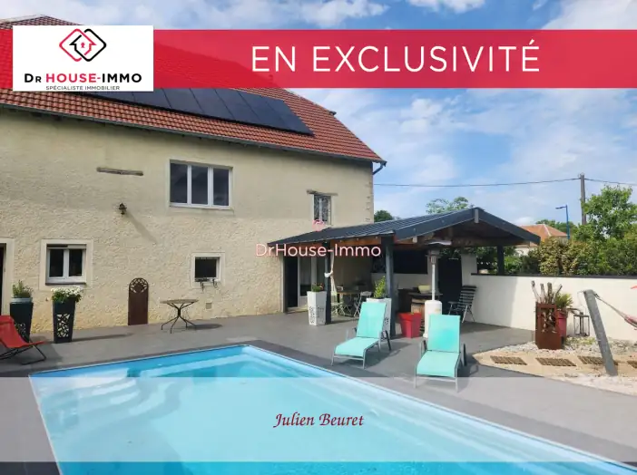 Maison 10 pièces de 234 m² - Autechaux (25110)