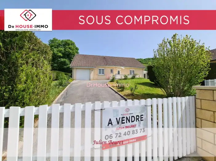 Maison 6 pièces de 80 m² - Rougemont (25680)