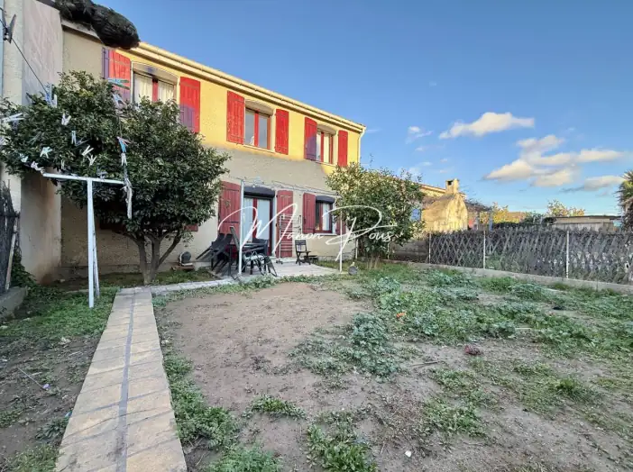 Maison 5 pièces de 105 m² - Saint-Féliu-d'Amont (66170)