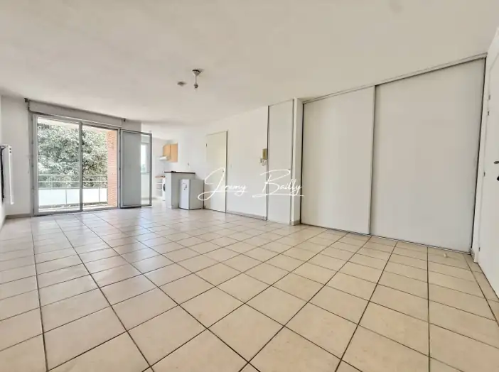 Appartement 2 pièces de 46 m² - Saint-Estève (66240)