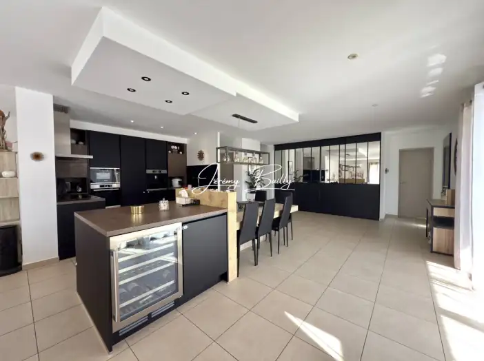 Maison 5 pièces de 135 m² - Sorède (66690)