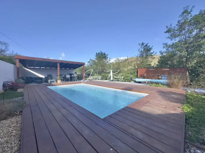 Maison 5 pièces de 208 m² - Vinça (66320)