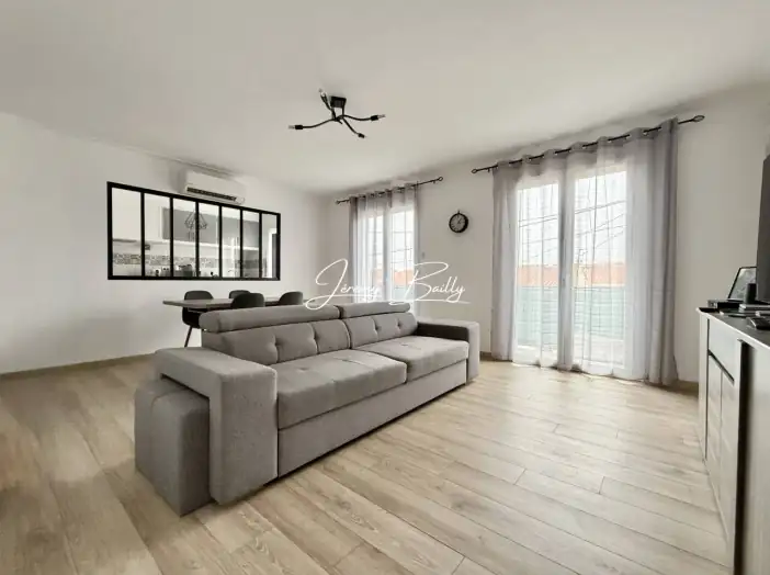 Appartement 5 pièces de 101 m² - Rivesaltes (66600)