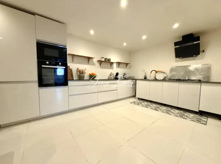 Maison 6 pièces de 121 m² - Baho (66540)