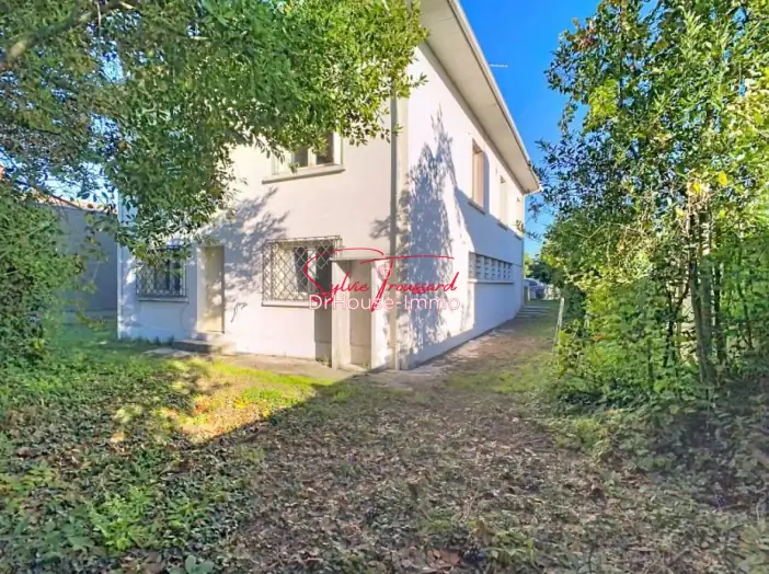 Maison 6 pièces de 159 m² - Gujan-Mestras (33470)