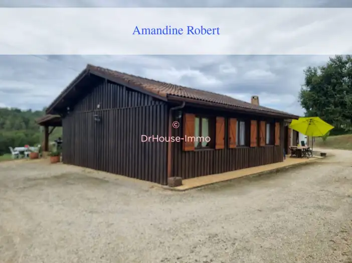 Maison 6 pièces de 120 m² - Saint-Chamassy (24260)