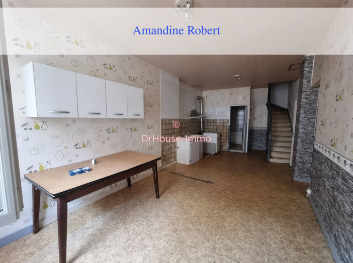 Maison de 302m² - 6 pièces