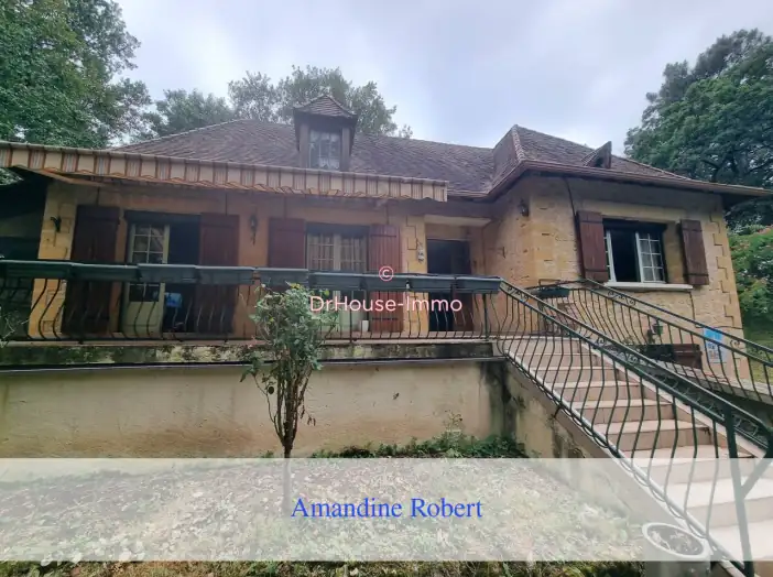 Maison 7 pièces de 90 m² - Labouquerie (24440)