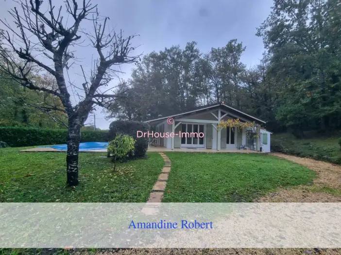 Maison 4 pièces de 89 m² - Lalinde (24150)