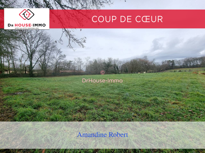 Terrain de 2008m²