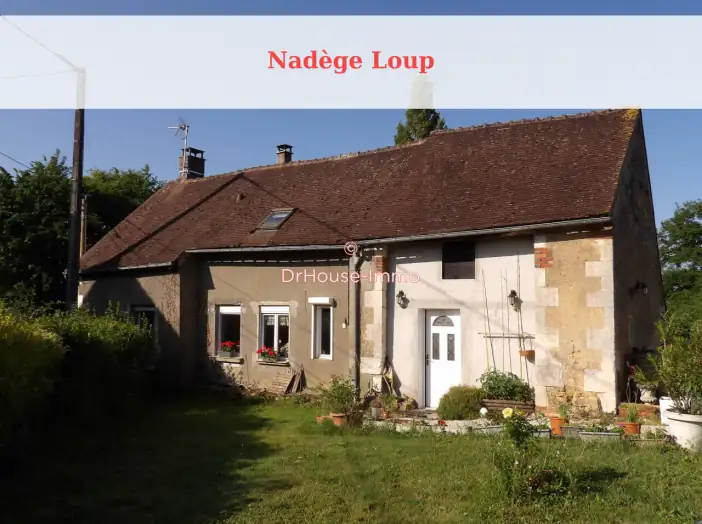 Maison 7 pièces de 220 m² - Levis (89520)