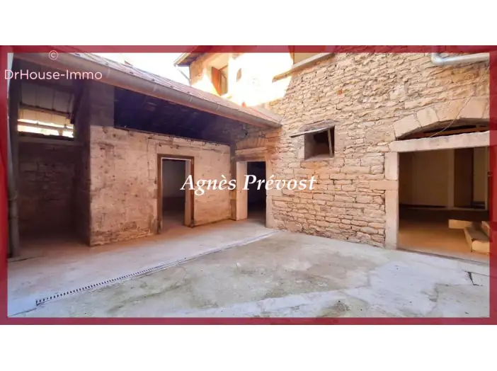 Maison 5 pièces de 106 m² - Anse (69480)