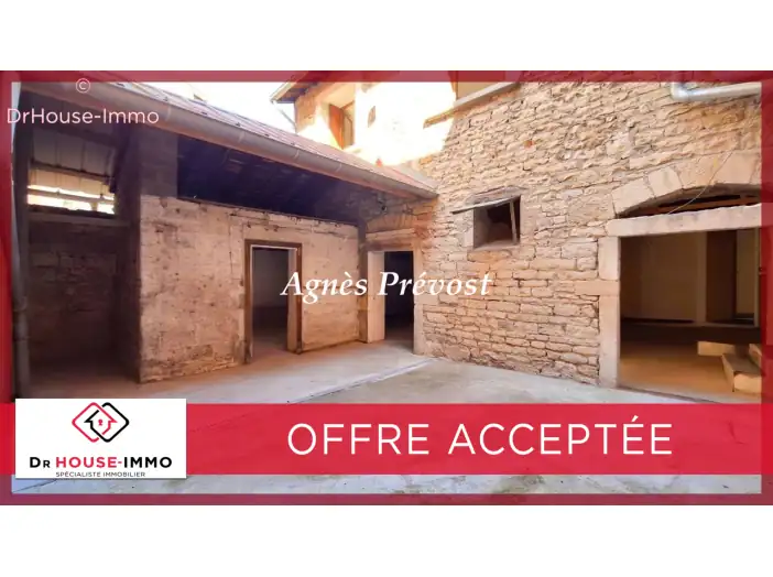 Maison 5 pièces de 106 m² - Anse (69480)