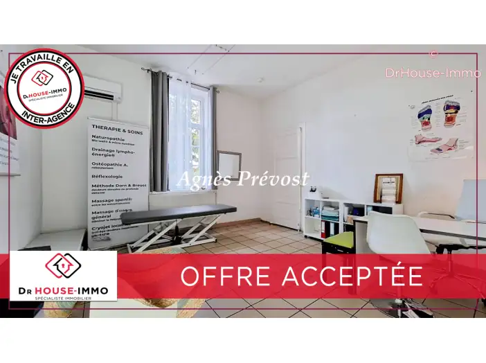 Commerce de 35 m² - Villeneuve (01480)