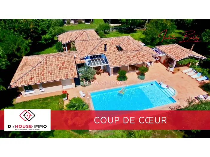 Maison 6 pièces de 150 m² - Soustons (40140)