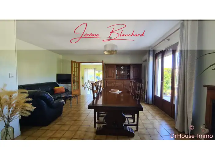 Maison 5 pièces de 115 m² - Ambarès-et-Lagrave (33440)