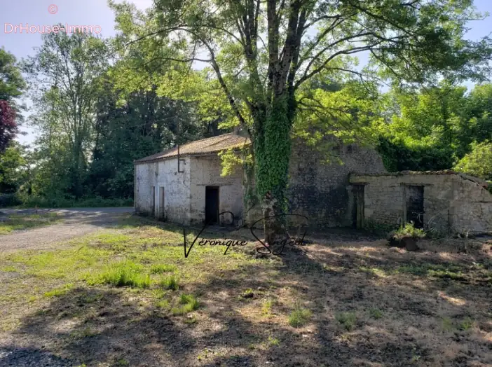 Maison 1 pièce de 70 m² - Sainte-Hermine (85210)