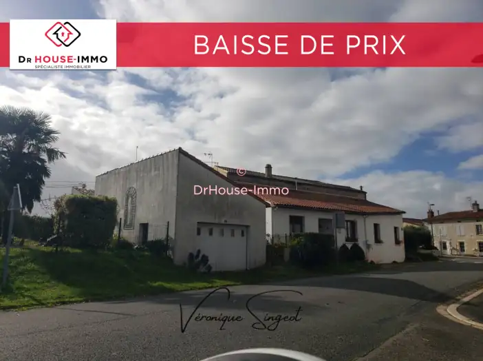 Maison 14 pièces de 414 m² - Puy-de-Serre (85240)