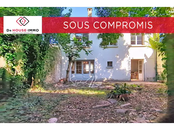 Maison 9 pièces de 154 m² - Bordeaux (33300)