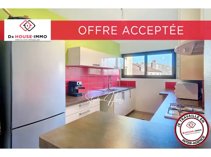 Appartement 3 pièces de 59 m² - Bordeaux (33800)