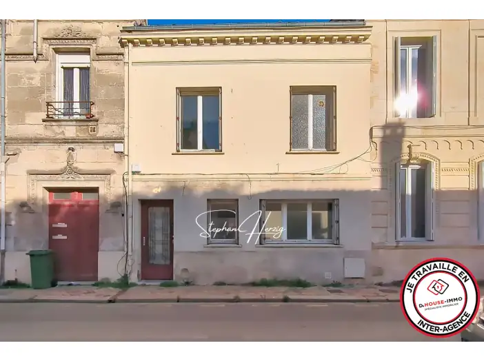 Maison 4 pièces de 102 m² - Bordeaux (33800)