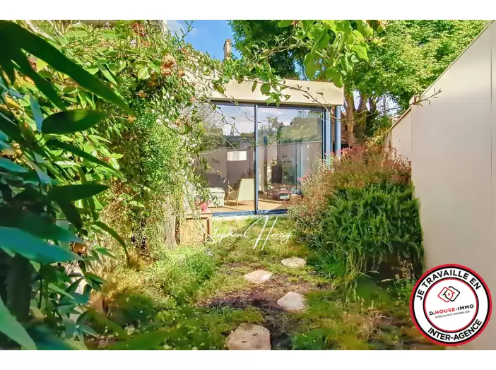 Maison 4 pièces de 113 m² - Bordeaux (33200)