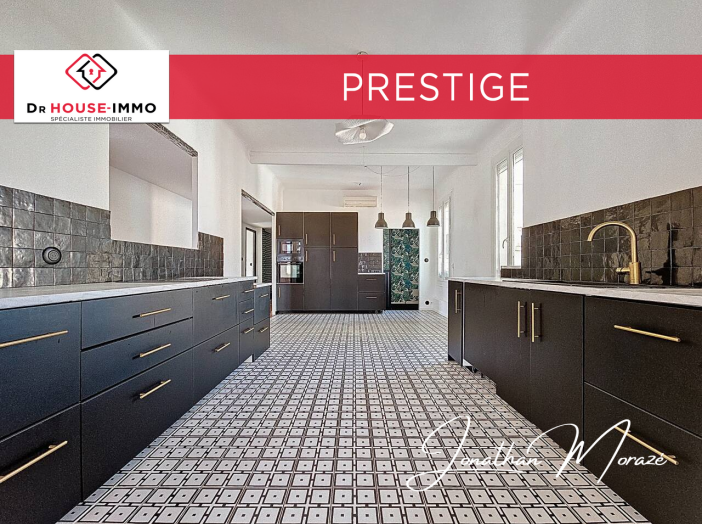 Appartement de 193m² - 5 pièces