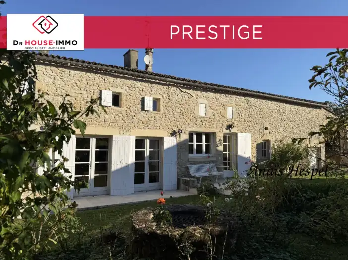 Maison 10 pièces de 292 m² - Pellegrue (33790)