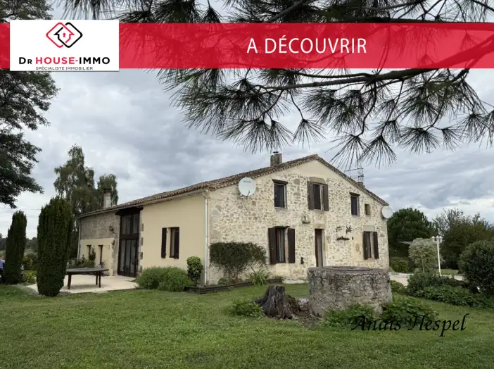 Maison 9 pièces de 330 m² - Sauveterre-de-Guyenne (33540)