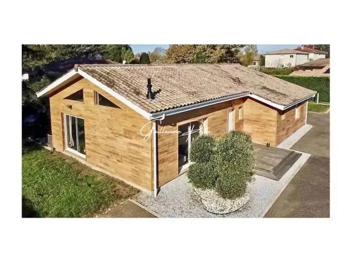 Maison 4 pièces de 107 m² - Saint-Médard-en-Jalles (33160)