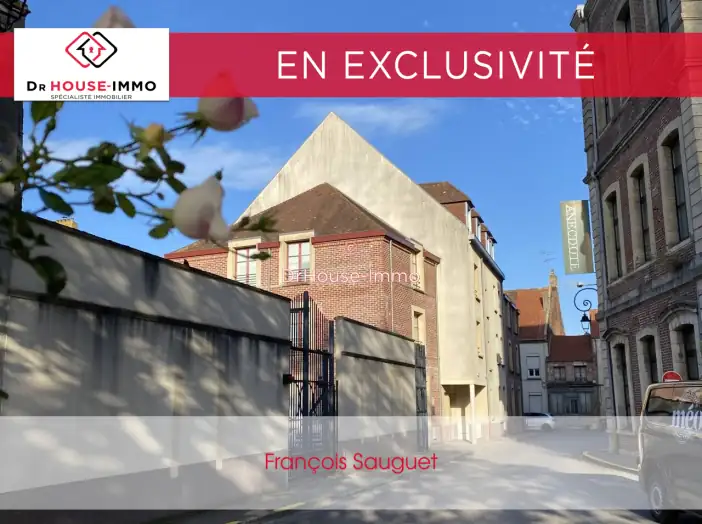 Appartement 8 pièces de 100 m² - Montreuil-Sur-Mer (62170)