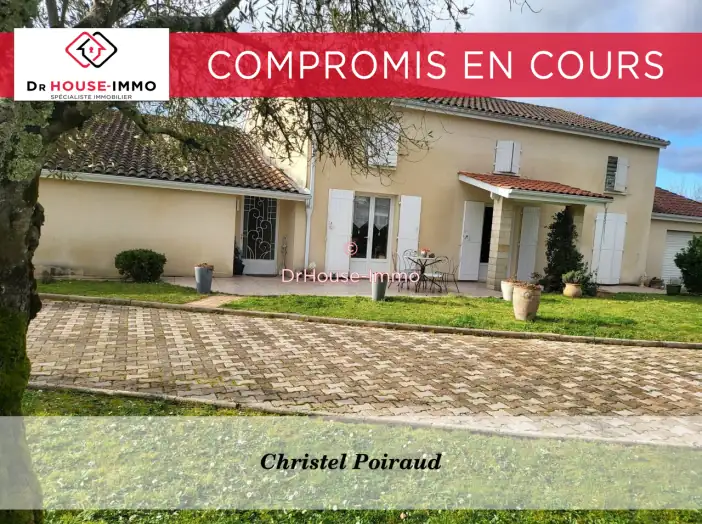 Maison 9 pièces de 170 m² - Saint-Sulpice-et-Cameyrac (33450)