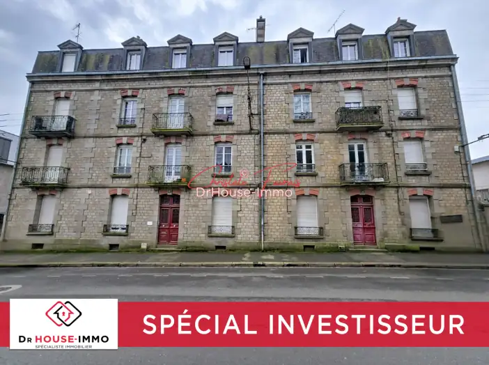 Immeuble de 835 m² - Fougères (35300)