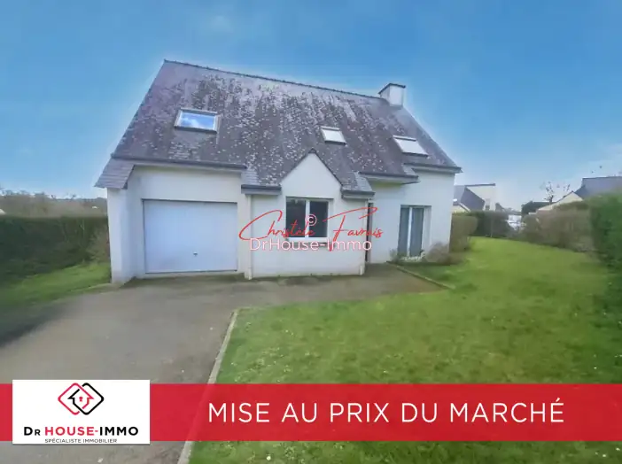 Maison 6 pièces de 104 m² - Saint-Aubin-du-Cormier (35140)