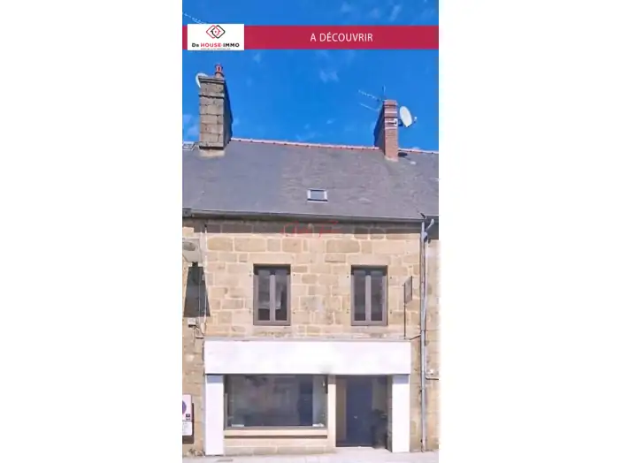 Maison 9 pièces de 210 m² - Louvigné-du-Désert (35420)