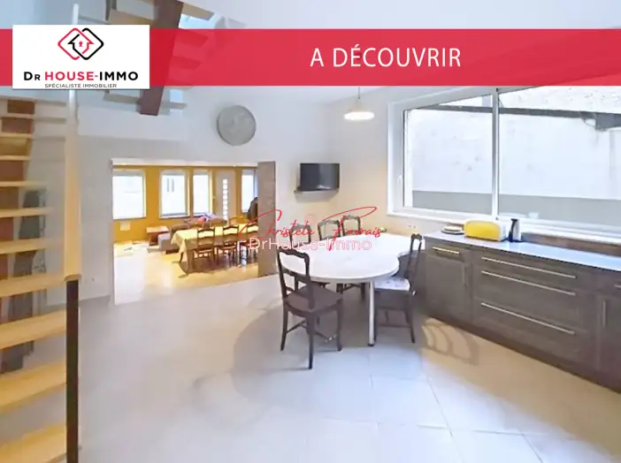 Maison 6 pièces de 178 m² - Louvigné-du-Désert (35420)