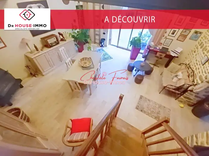 Maison 7 pièces de 201 m² - Le Châtellier (35133)