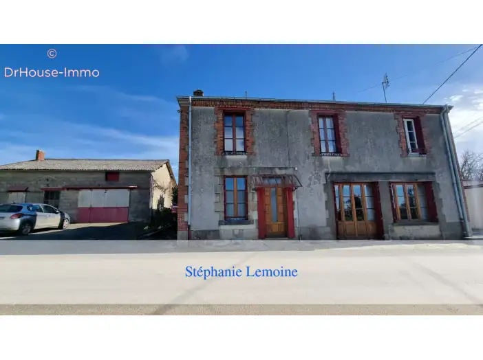 Maison 5 pièces de 135 m² - Lourdoueix-Saint-Pierre (23360)