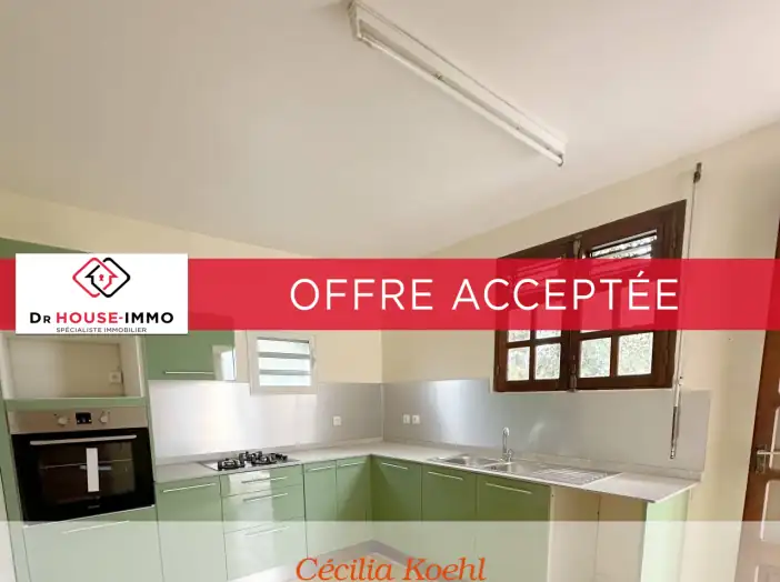 Maison 8 pièces de 125 m² - Robert (97231)