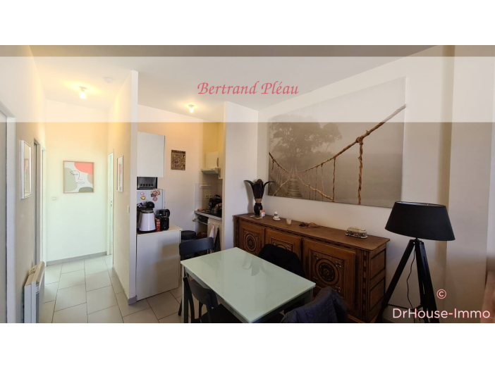 Immeuble de 93m² - 6 pièces