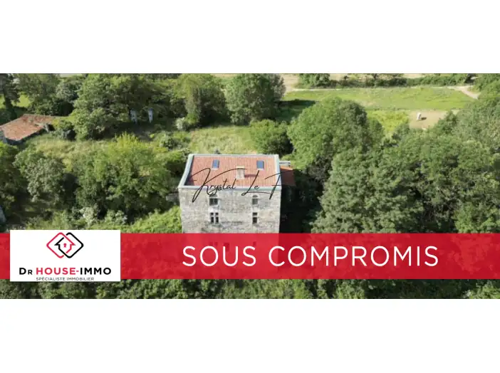 Château 6 pièces de 279 m² - Coulonges-sur-l'Autize (79160)