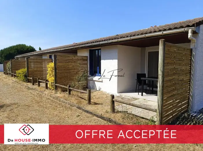 Immeuble 18 pièces de 282 m² - Saint-Michel-en-l'Herm (85580)