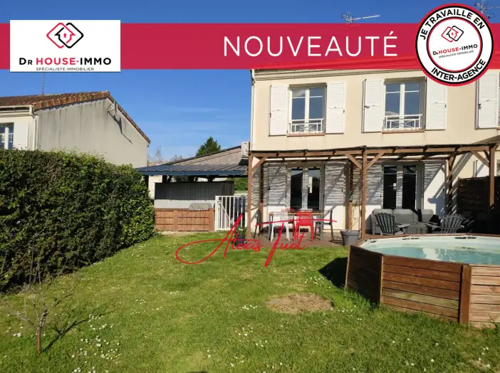 Maison 4 pièces de 100 m² - Ambarès-et-Lagrave (33440)