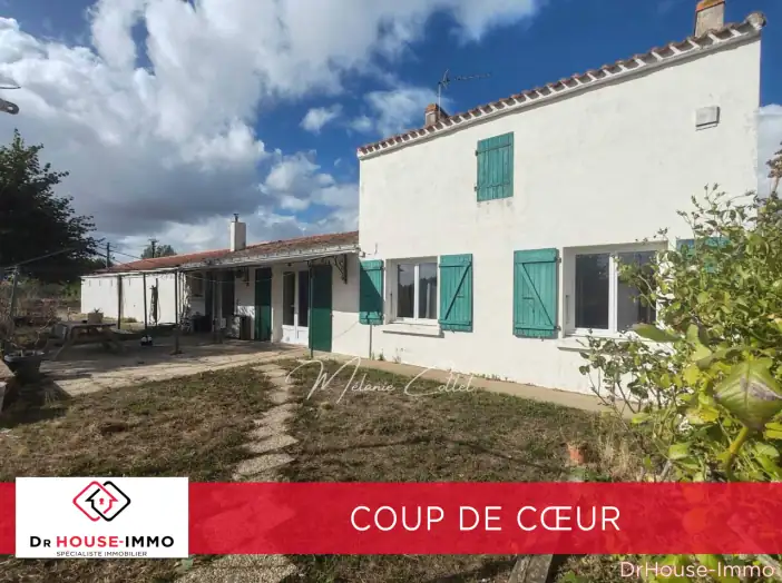 Maison 4 pièces de 110 m² - Sainte-Radégonde-des-Noyers (85450)