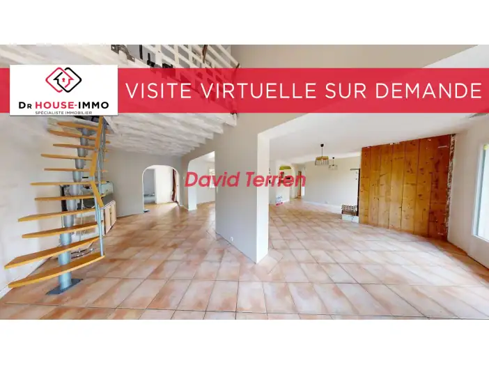 Maison 6 pièces de 165 m² - Vayres (33870)