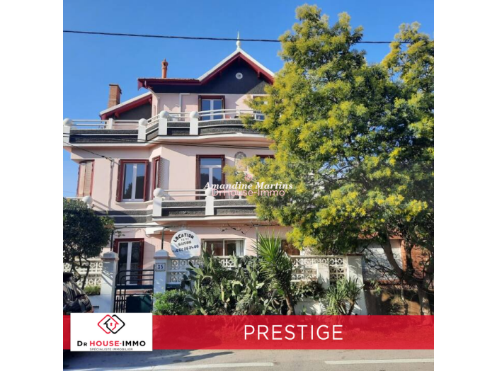 Maison de 240m² - 13 pièces