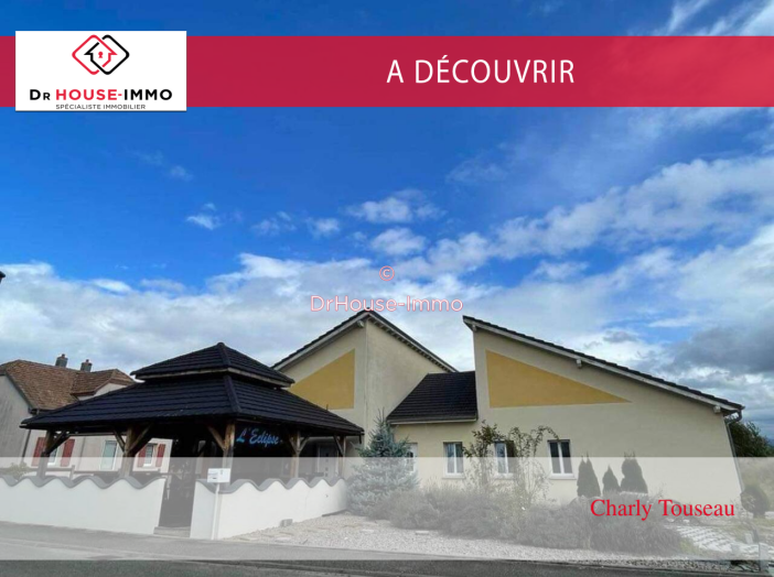 Maison de 350m² - 7 pièces