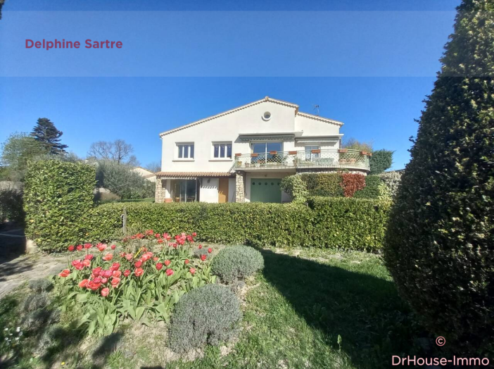 Maison de 216m² - 7 pièces