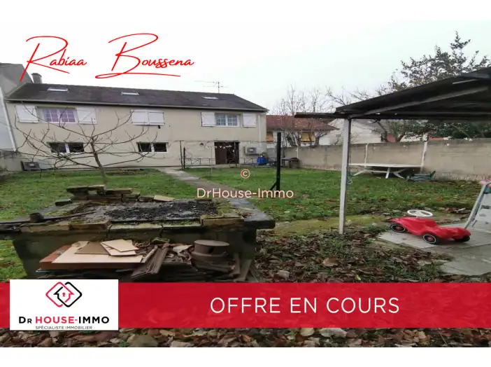 Maison 8 pièces de 158 m² - Tremblay-en-France (93290)